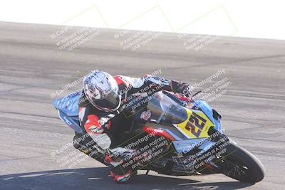 media/Nov-17-2024-CVMA (Sun) [[1fec520723]]/Race 11-Amateur Supersport Open/